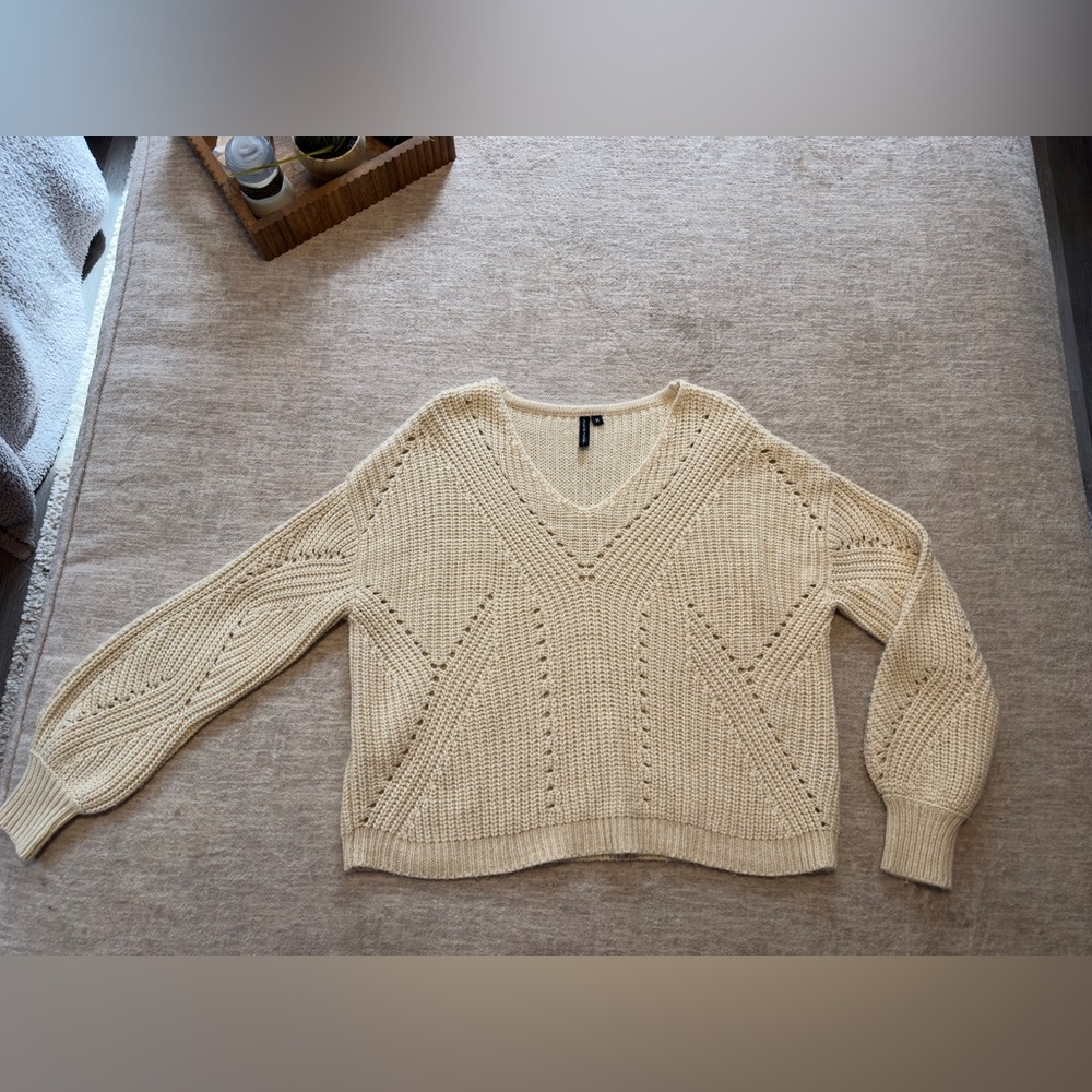 Cream relaxed fit knit sweater-M